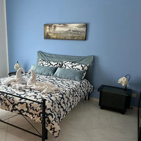 Raffaella بيمونت