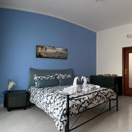 Raffaella Apartment *